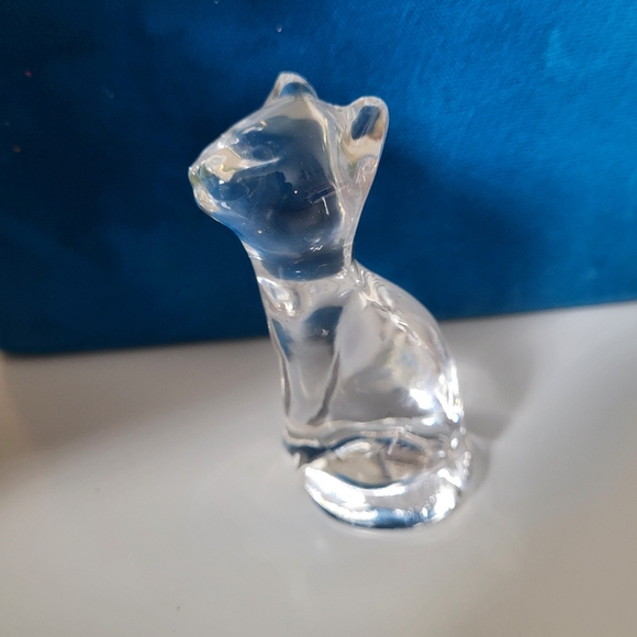 Clear Solid Molded Glass Kitty Cat Figurine - Picture 9 of 13